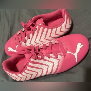 Girl soccer cleats